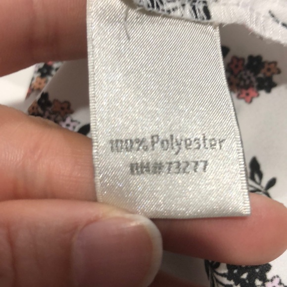 LC Lauren Conrad white floral sleeveless blouse M - Picture 6 of 6